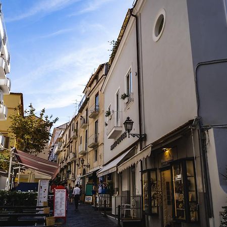 Magi House Relais Lejlighedshotel Sorrento Eksteriør billede